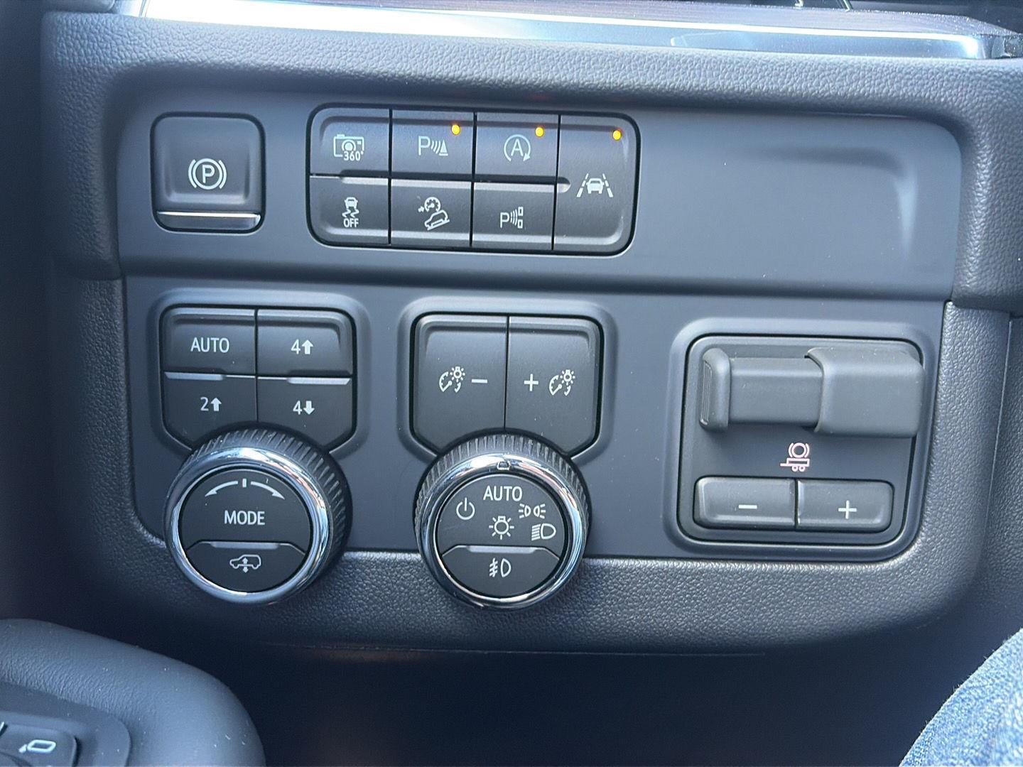 2026 Chevrolet Tahoe photo 12 of 29