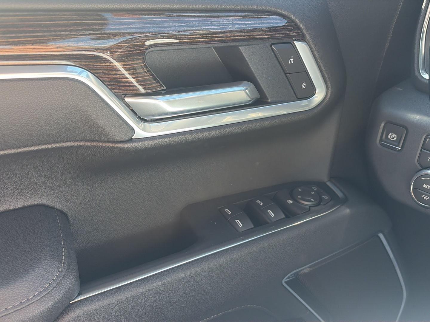 2026 GMC Sierra 1500 photo 13 of 22