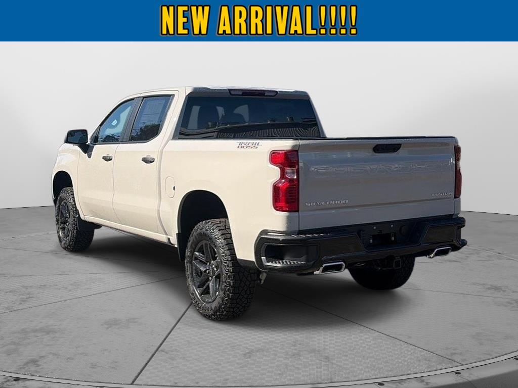 2026 Chevrolet Silverado 1500 photo 5 of 25