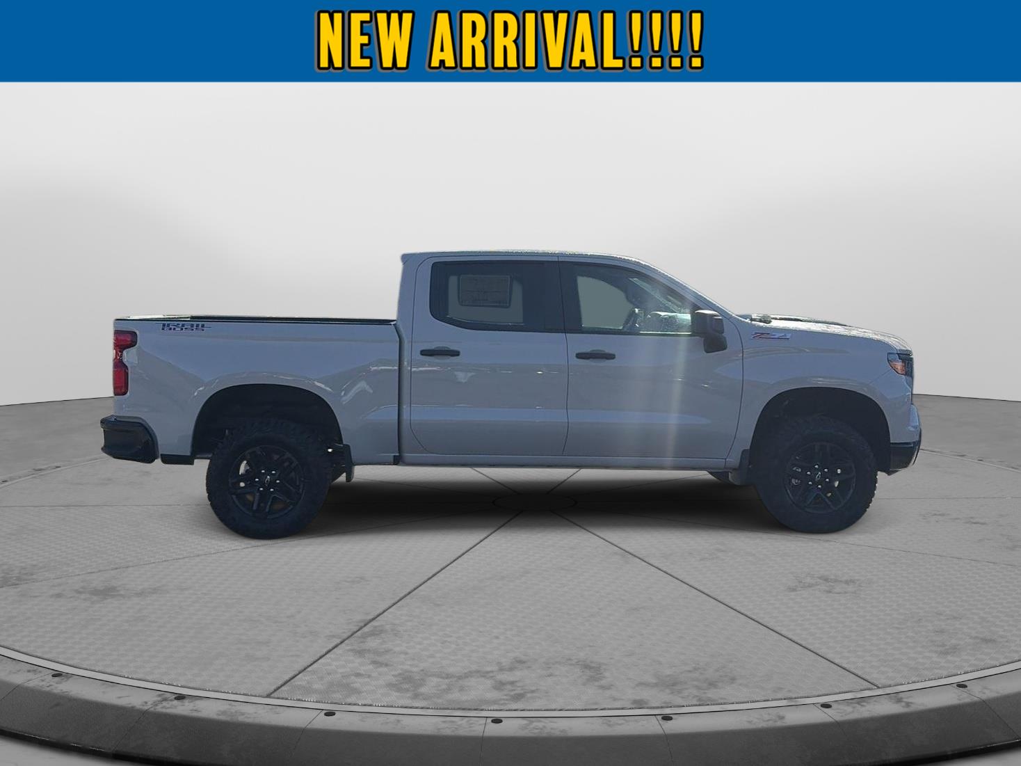 2026 Chevrolet Silverado 1500 photo 8 of 25