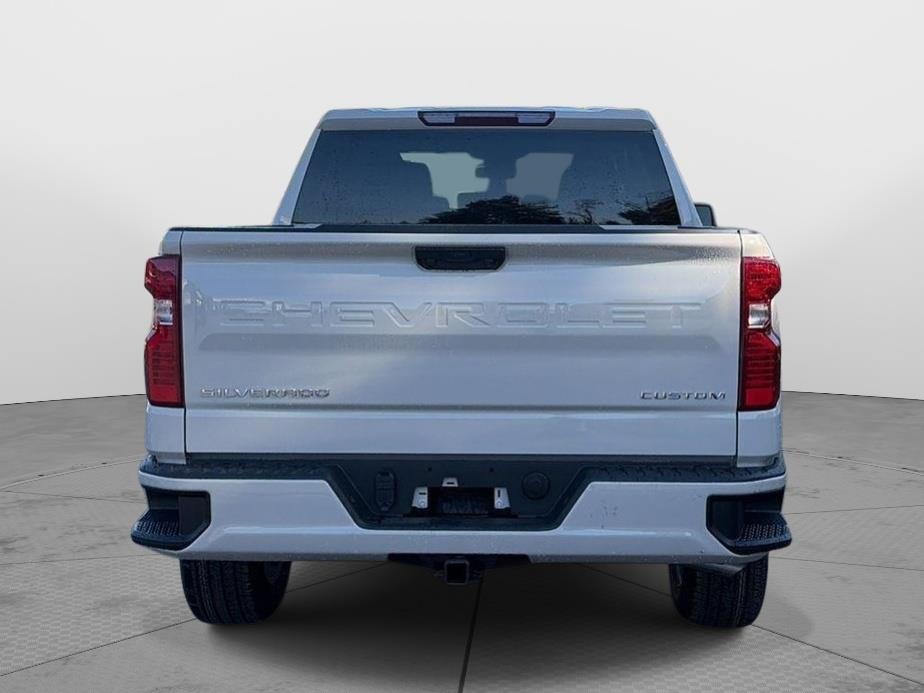 2026 Chevrolet Silverado 1500 photo 6 of 25