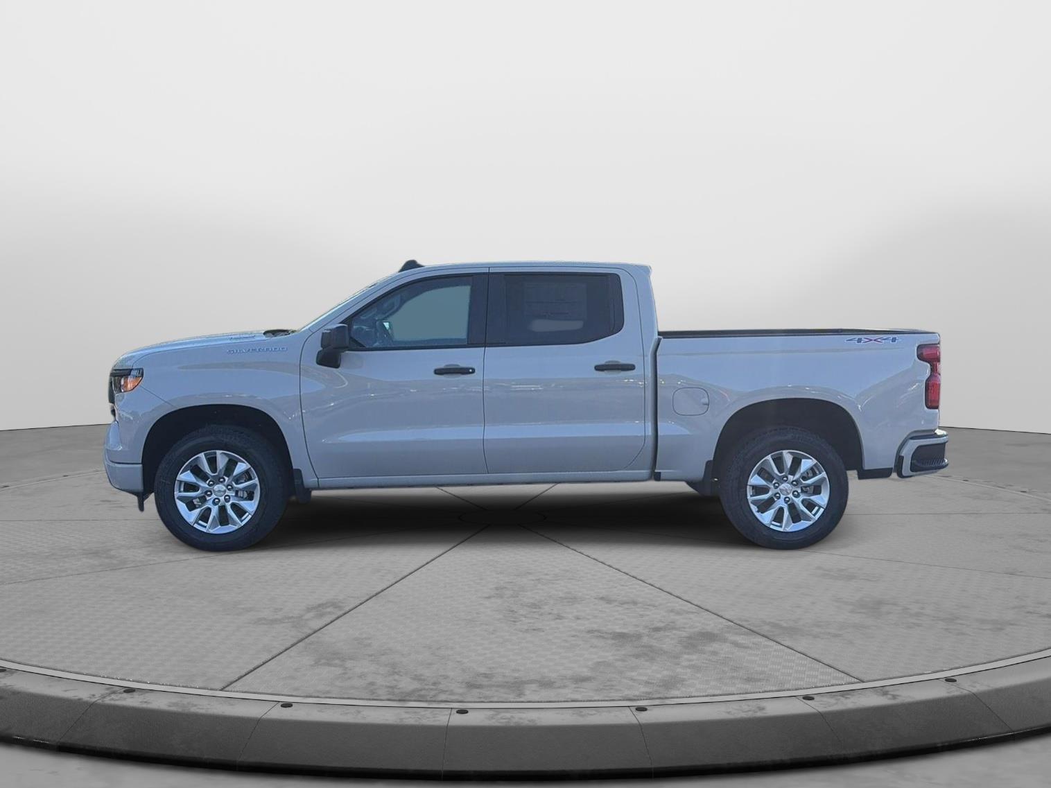 2026 Chevrolet Silverado 1500 photo 8 of 25