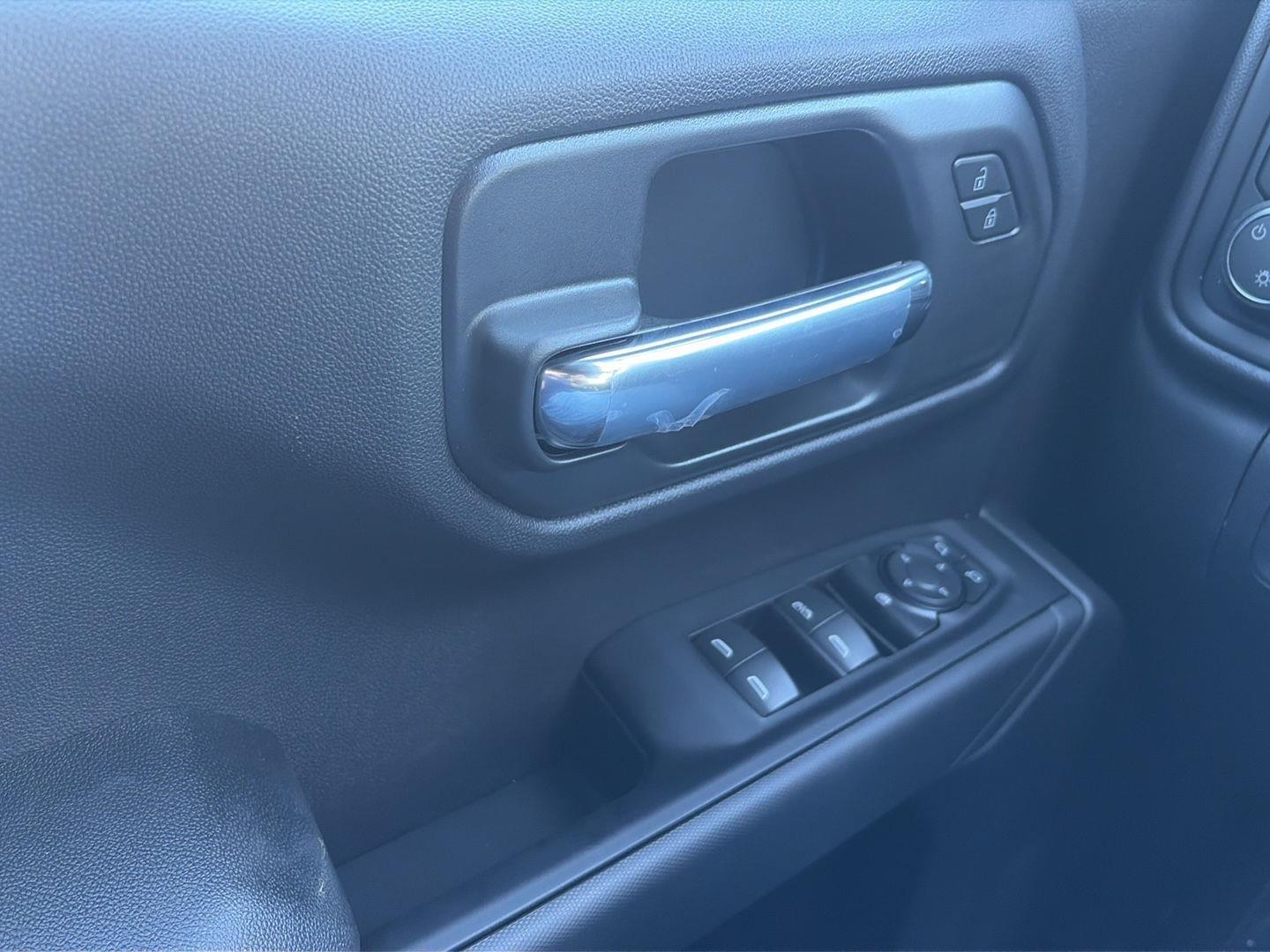 2026 Chevrolet Silverado 1500 photo 17 of 25