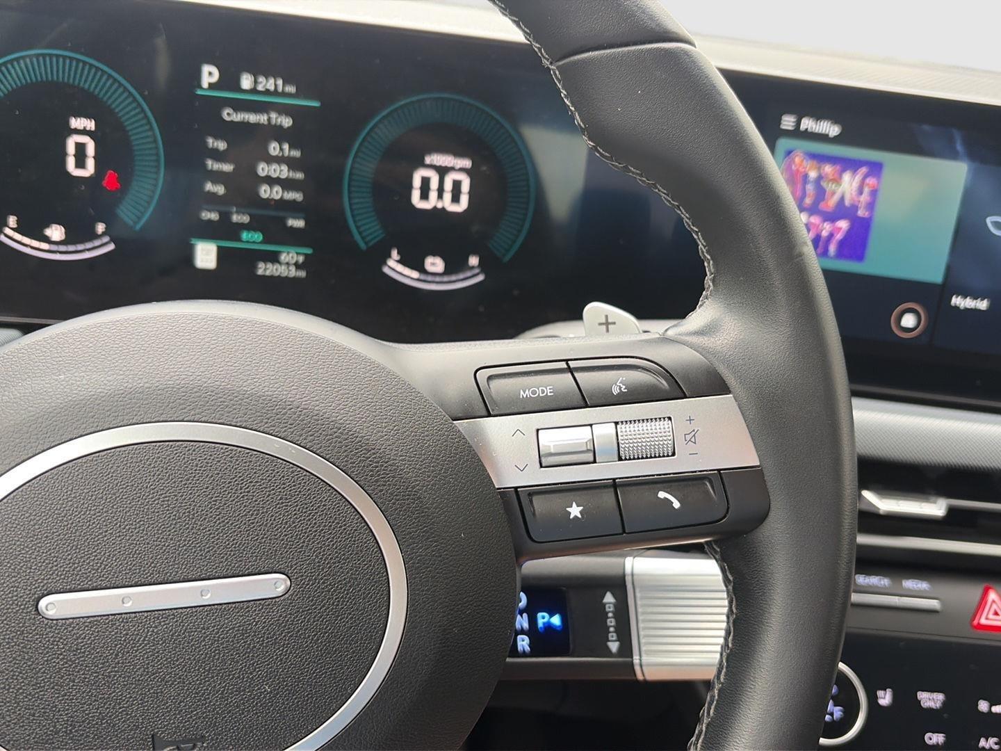 2025 Hyundai Sonata Hybrid photo 11 of 25