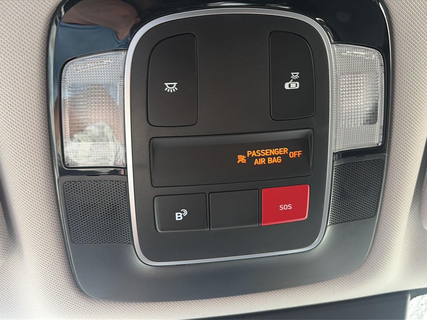 2025 Hyundai Sonata Hybrid photo 21 of 25
