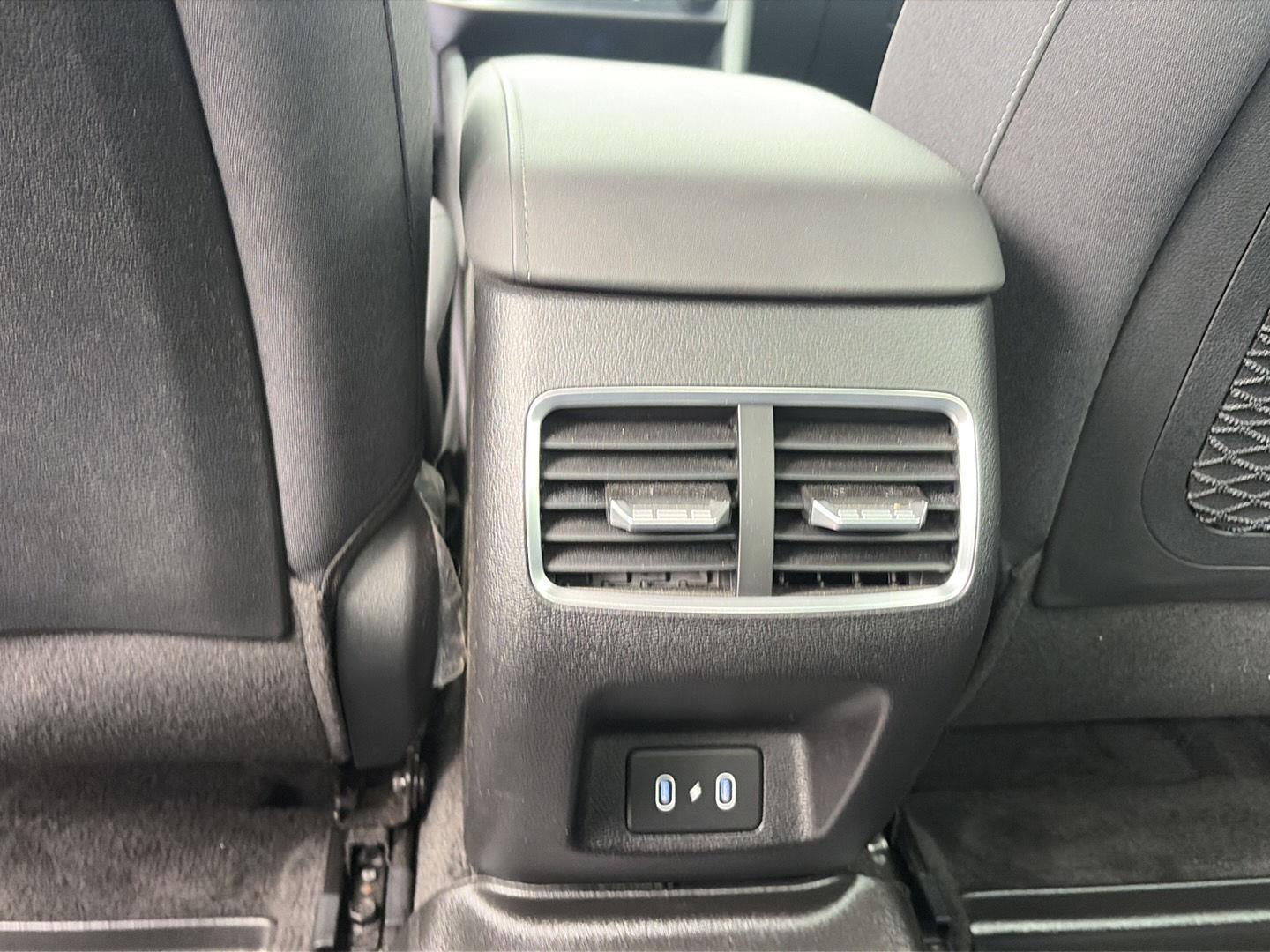 2025 Hyundai Sonata Hybrid photo 24 of 25