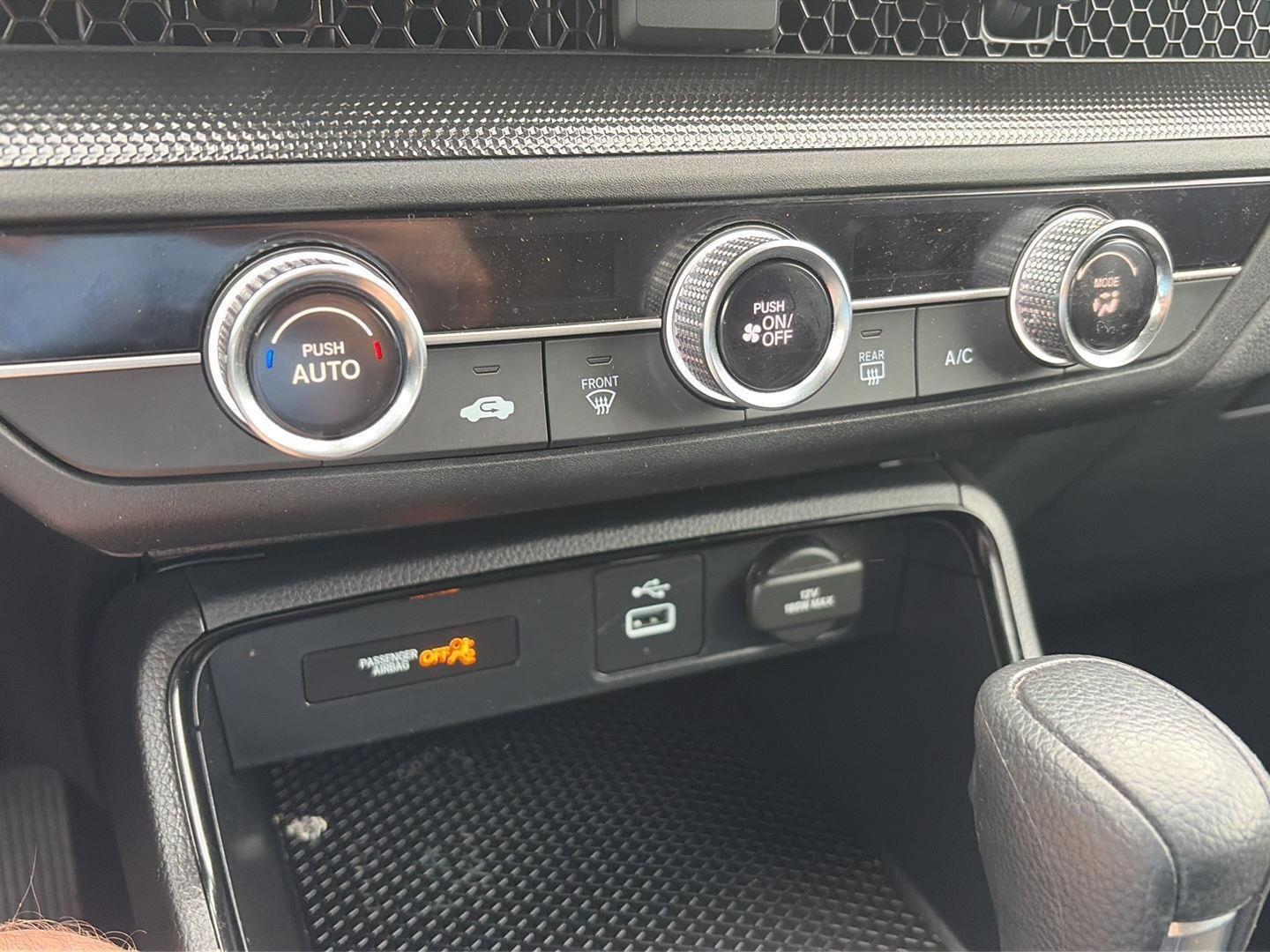 2025 Honda CR-V photo 15 of 24