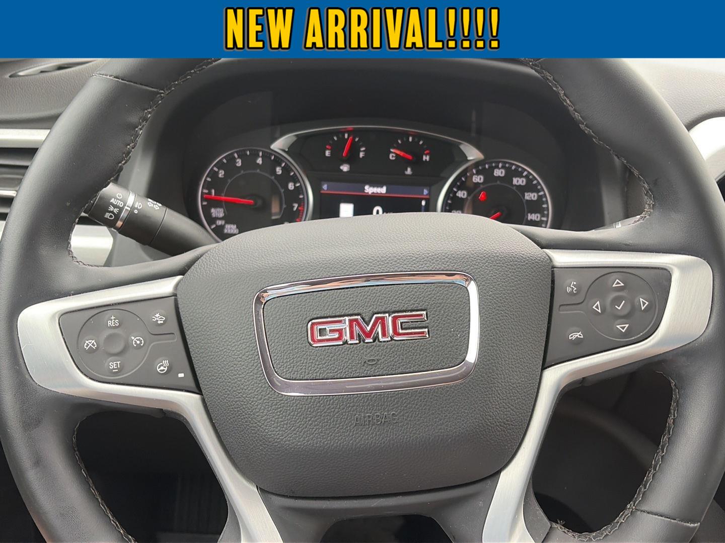 2023 GMC Acadia photo 10 of 25