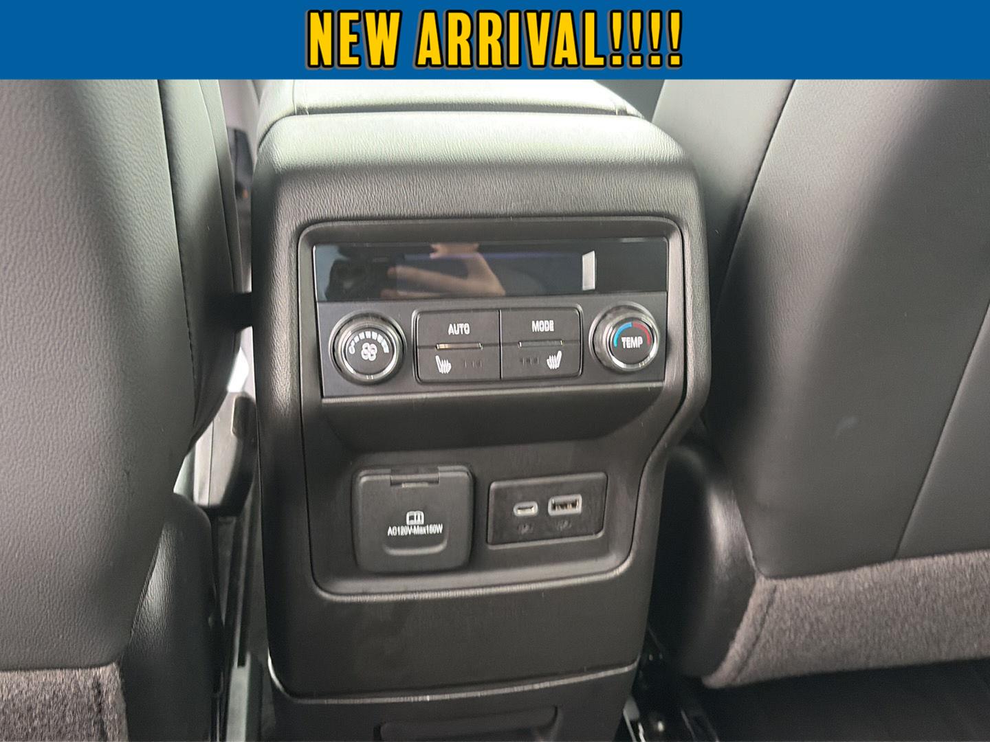 2023 GMC Acadia photo 23 of 25