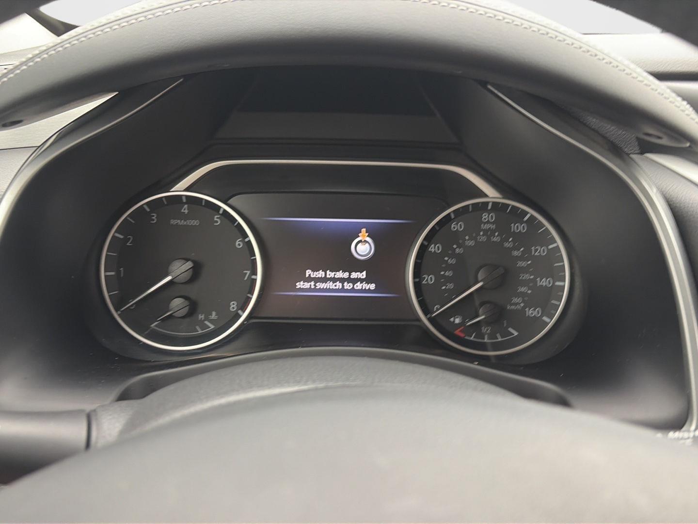 2021 Nissan Murano photo 9 of 17