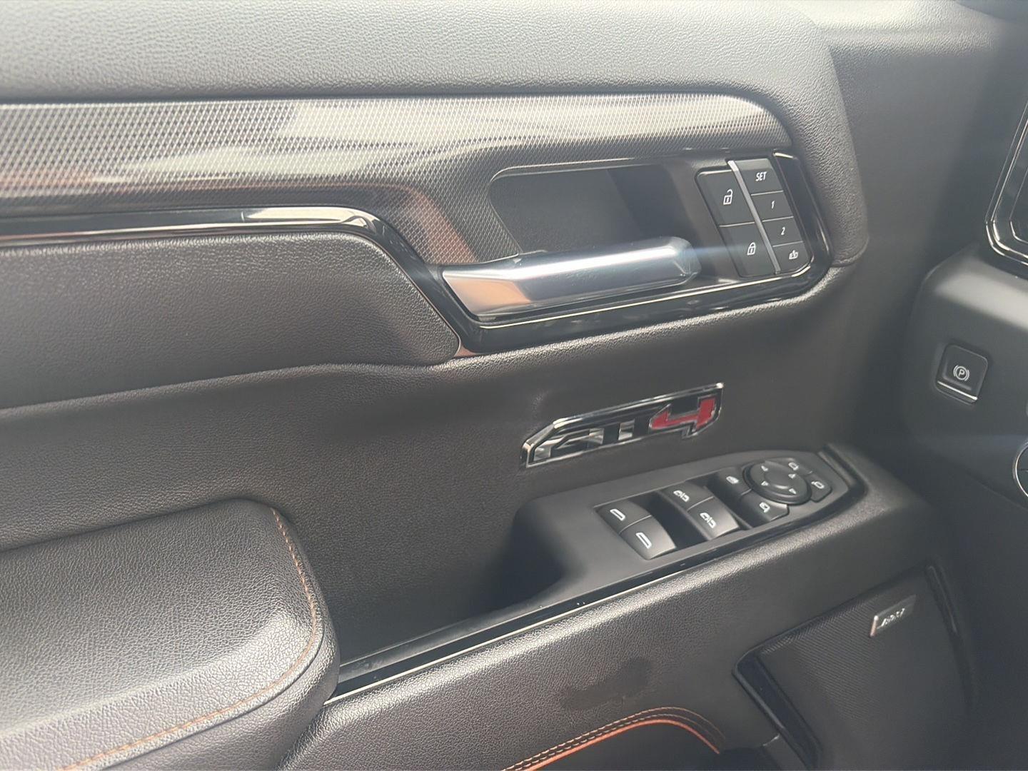 2024 GMC Sierra 1500 photo 11 of 24