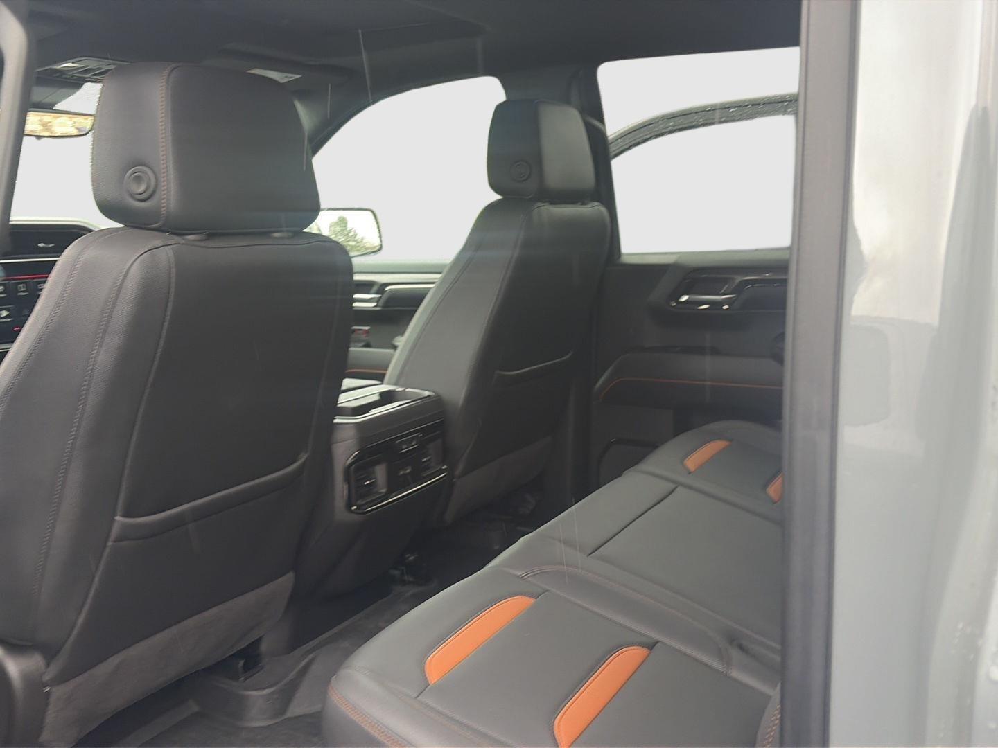 2024 GMC Sierra 1500 photo 22 of 24