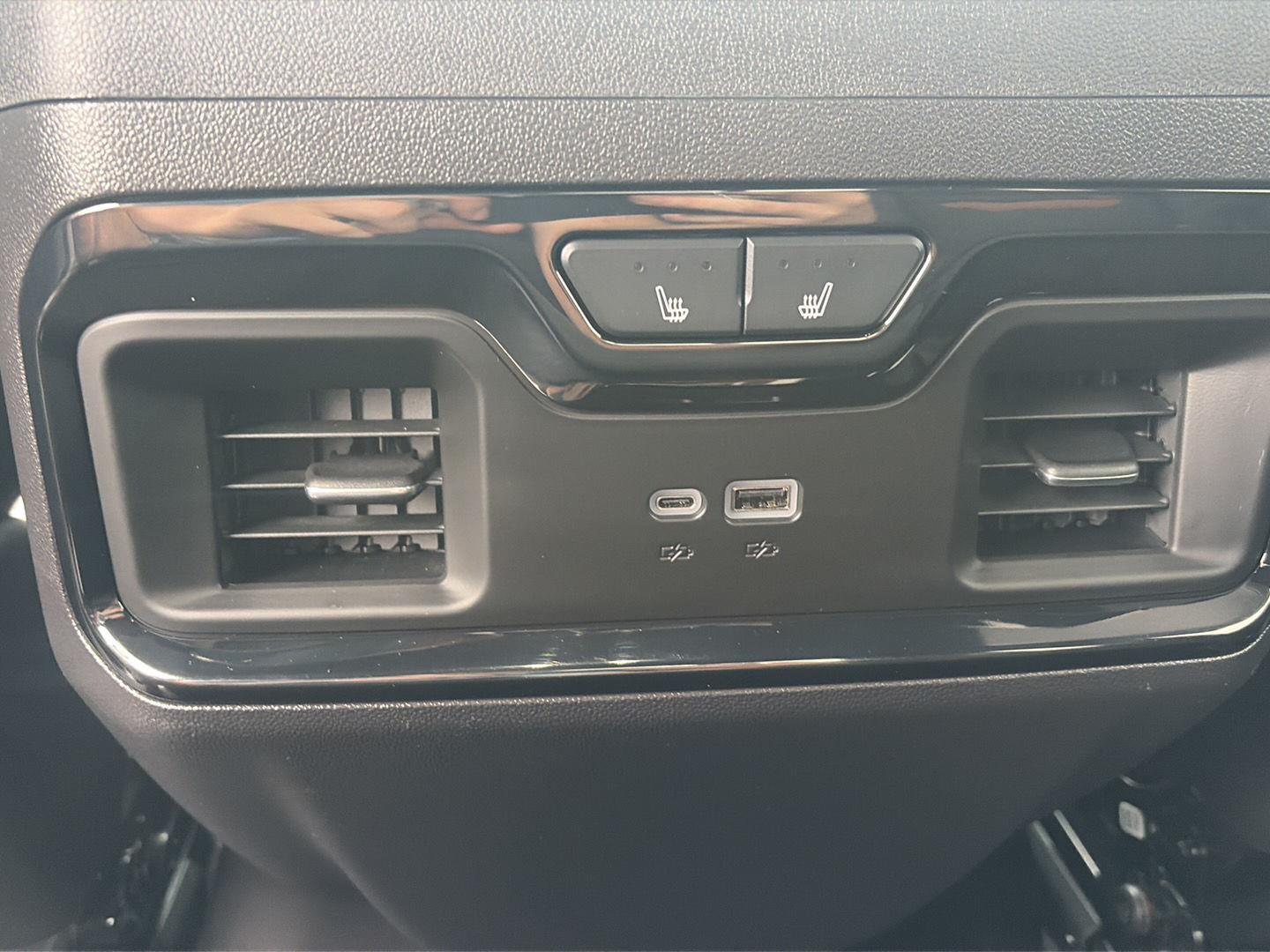 2024 GMC Sierra 1500 photo 23 of 24