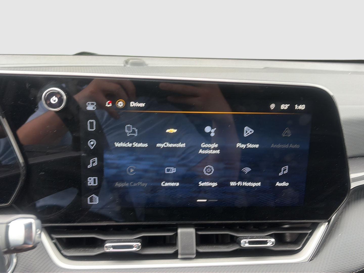 2026 Chevrolet Equinox photo 12 of 19
