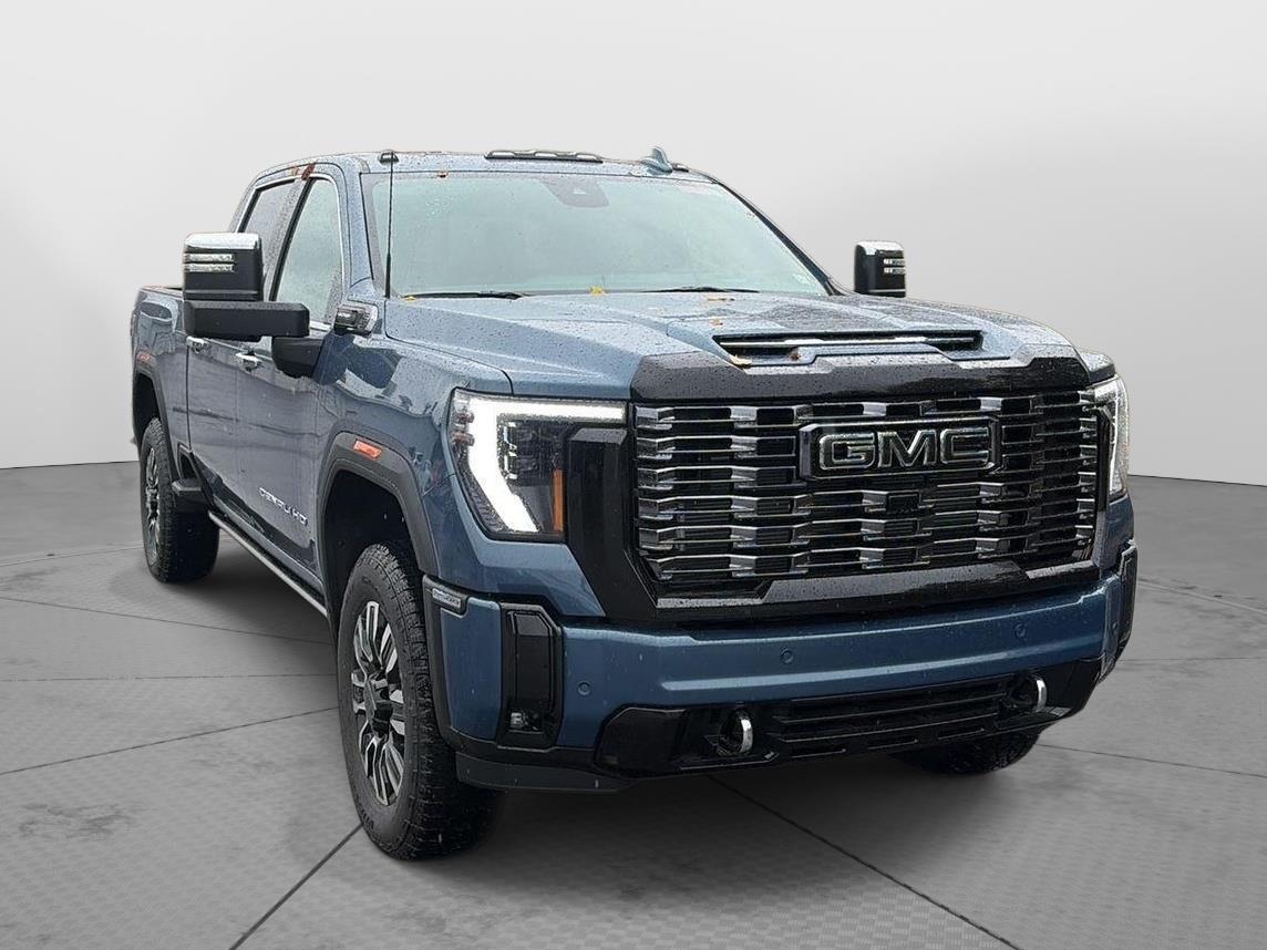 2026 GMC Sierra 2500HD photo 3 of 27