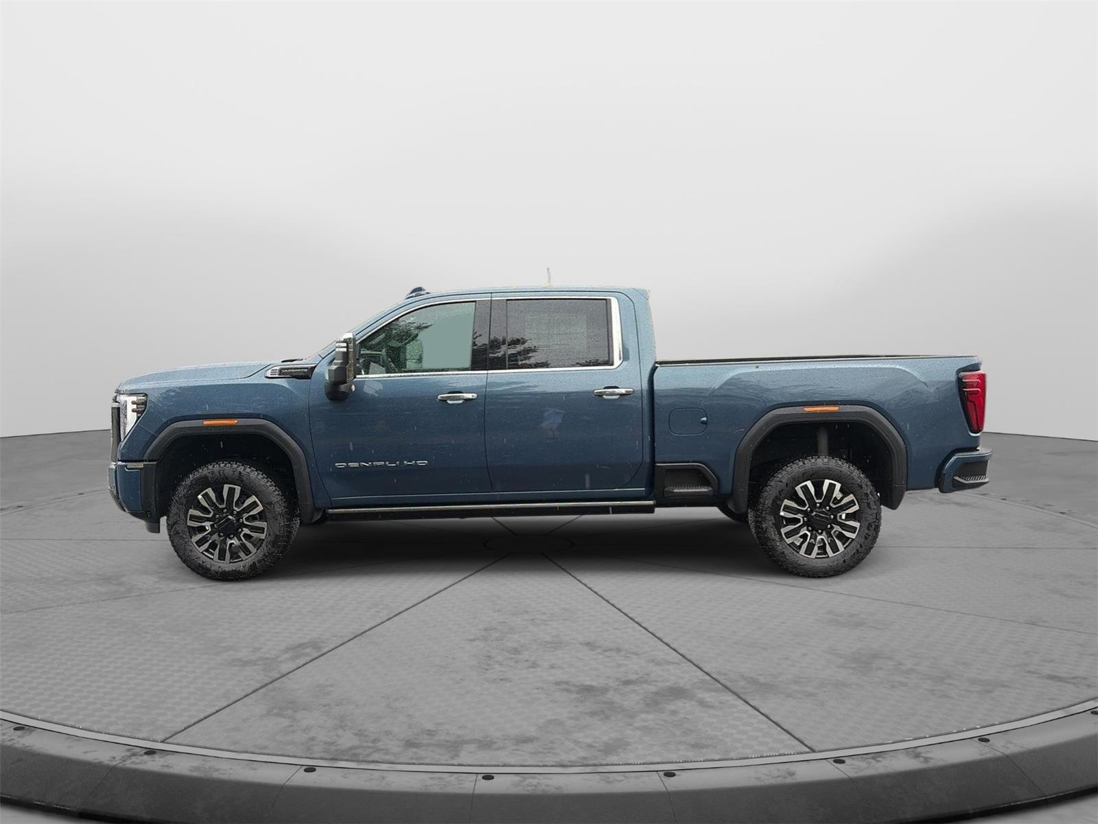 2026 GMC Sierra 2500HD photo 8 of 27