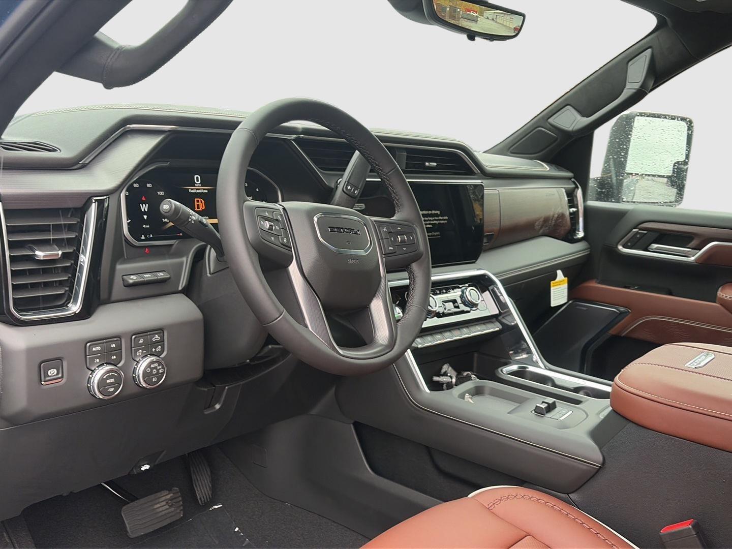2026 GMC Sierra 2500HD photo 9 of 27