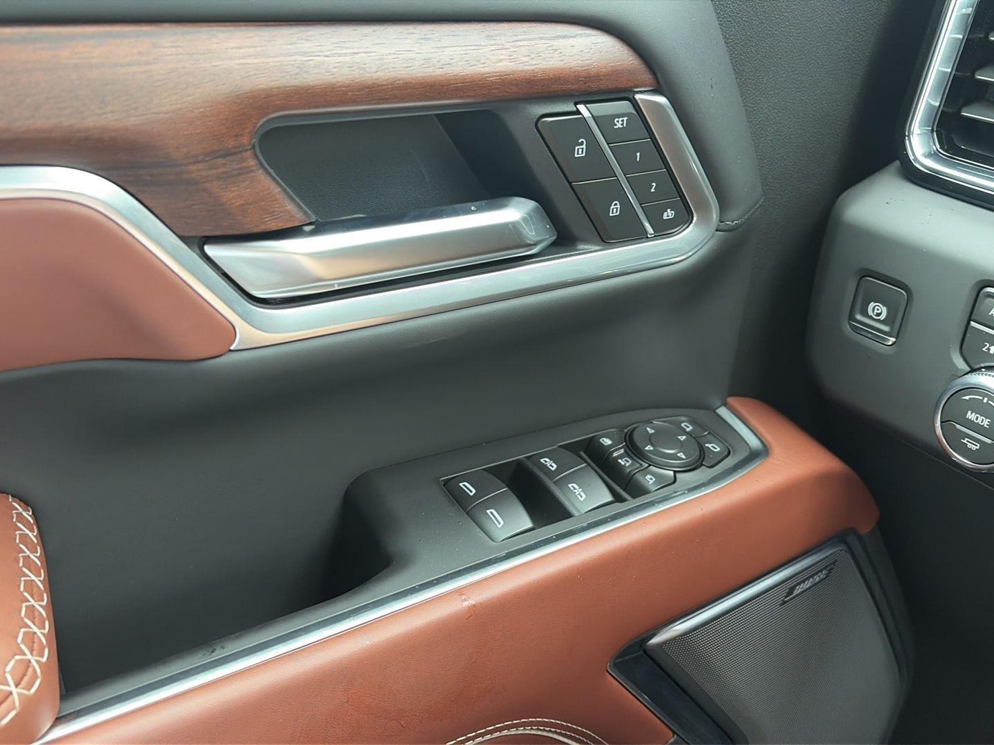 2026 GMC Sierra 2500HD photo 13 of 27
