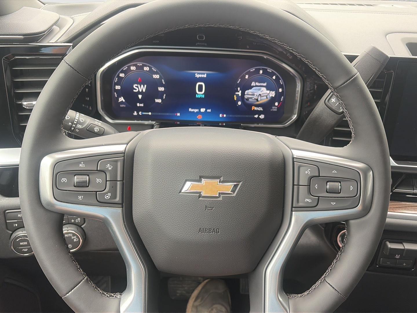 2026 Chevrolet Silverado 1500 photo 10 of 22