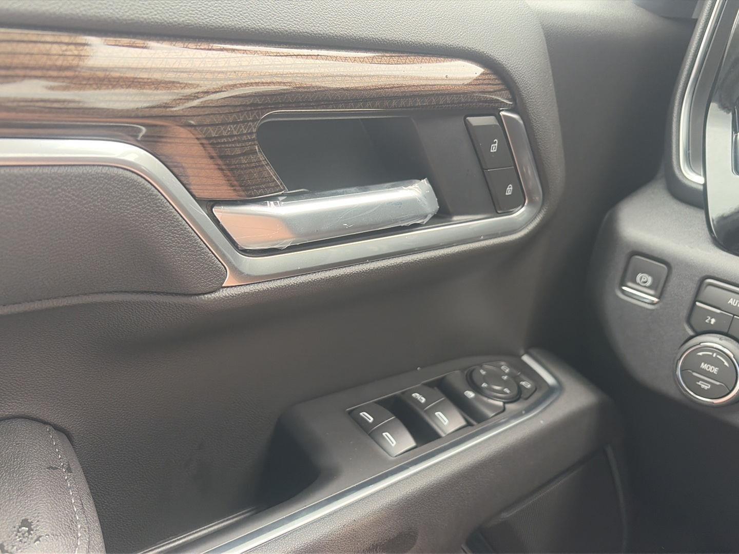 2026 Chevrolet Silverado 1500 photo 12 of 22