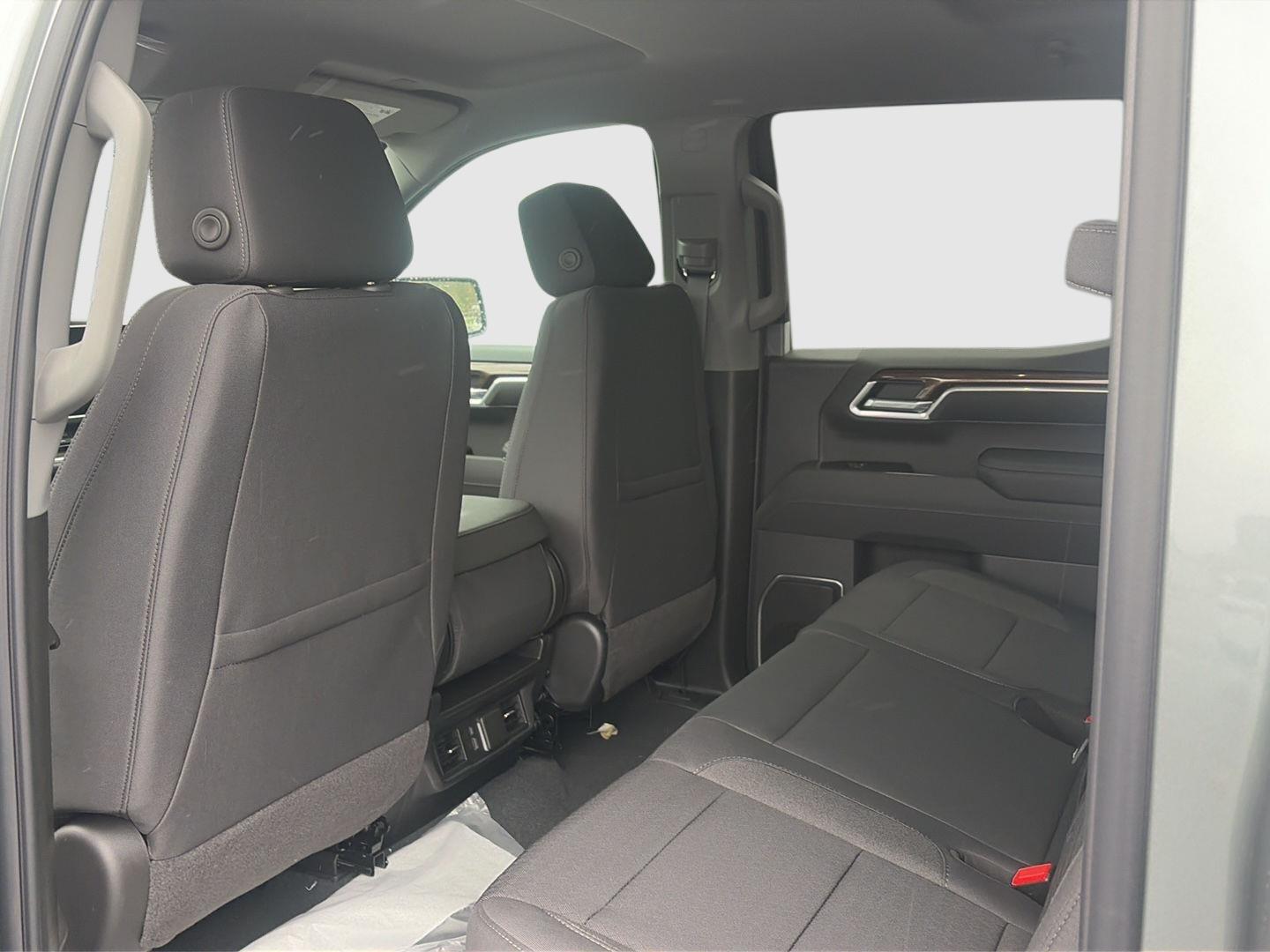 2026 Chevrolet Silverado 1500 photo 20 of 22