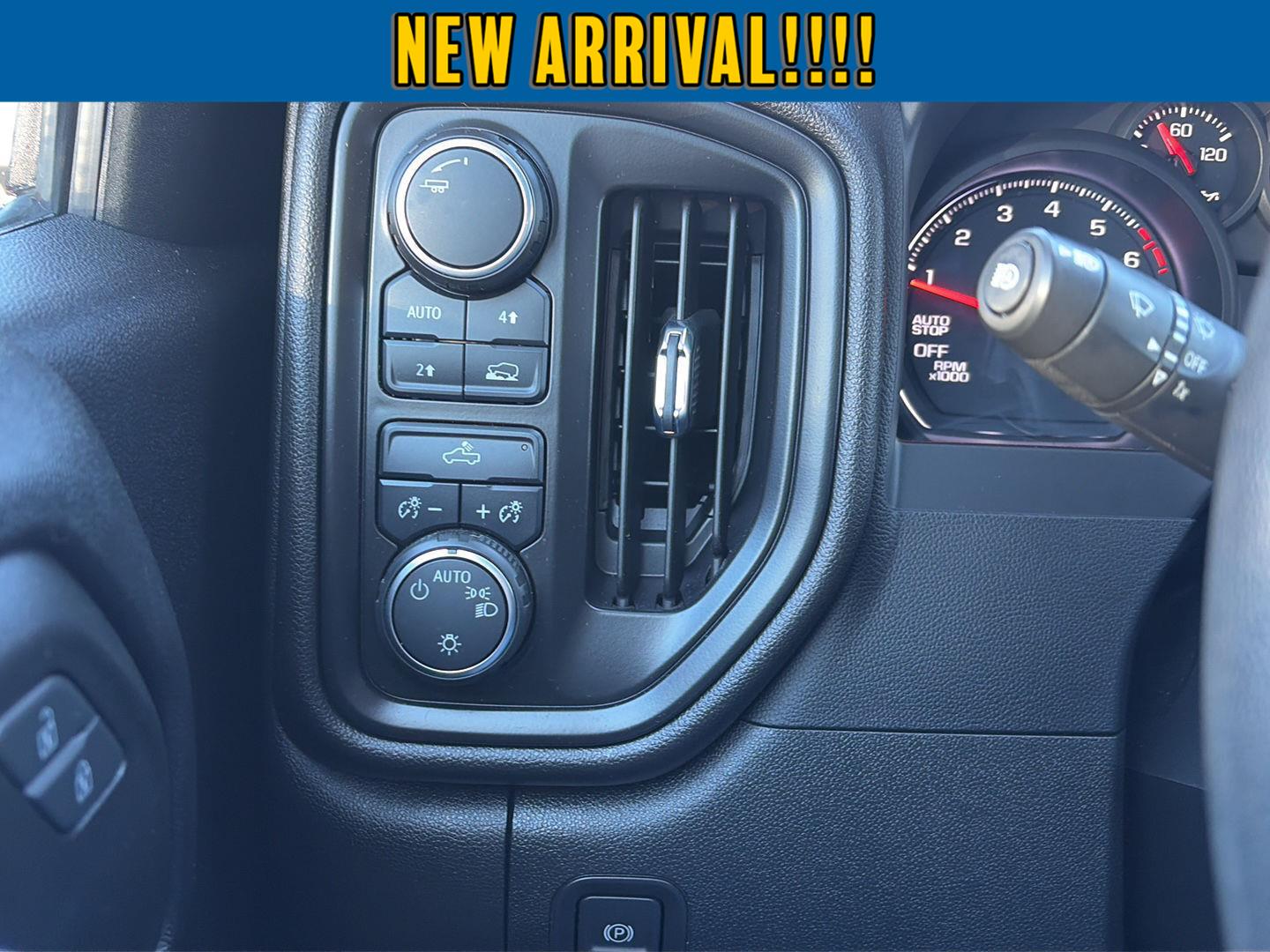 2023 Chevrolet Silverado 1500 photo 12 of 25