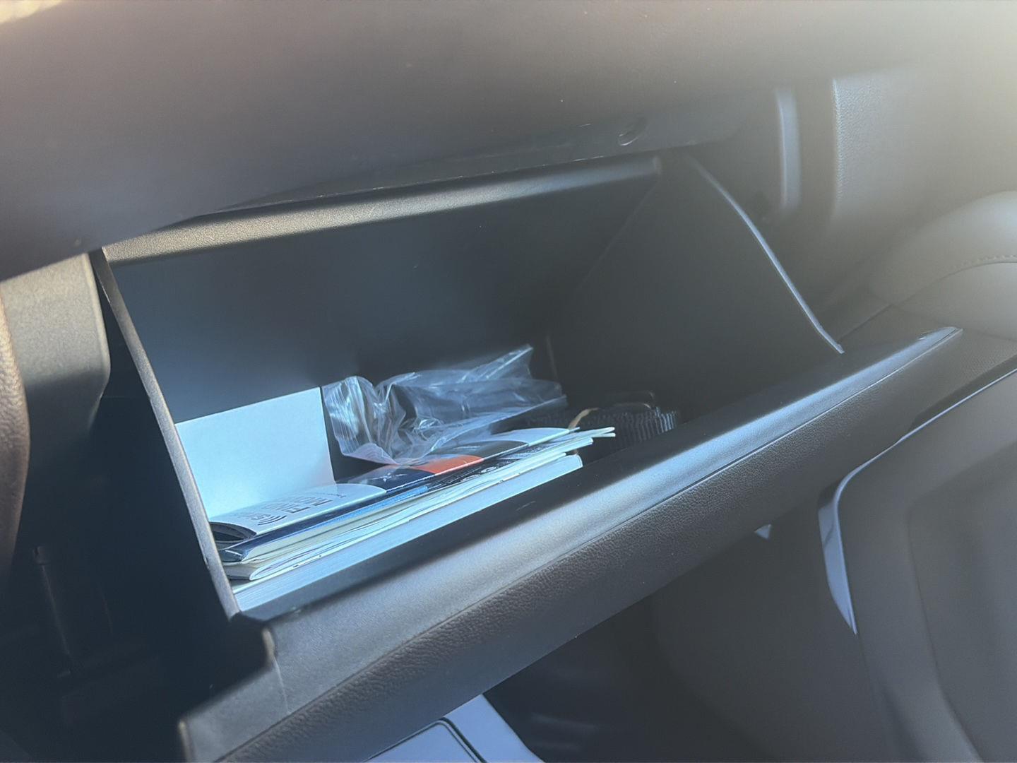 2022 Chevrolet Suburban photo 21 of 30
