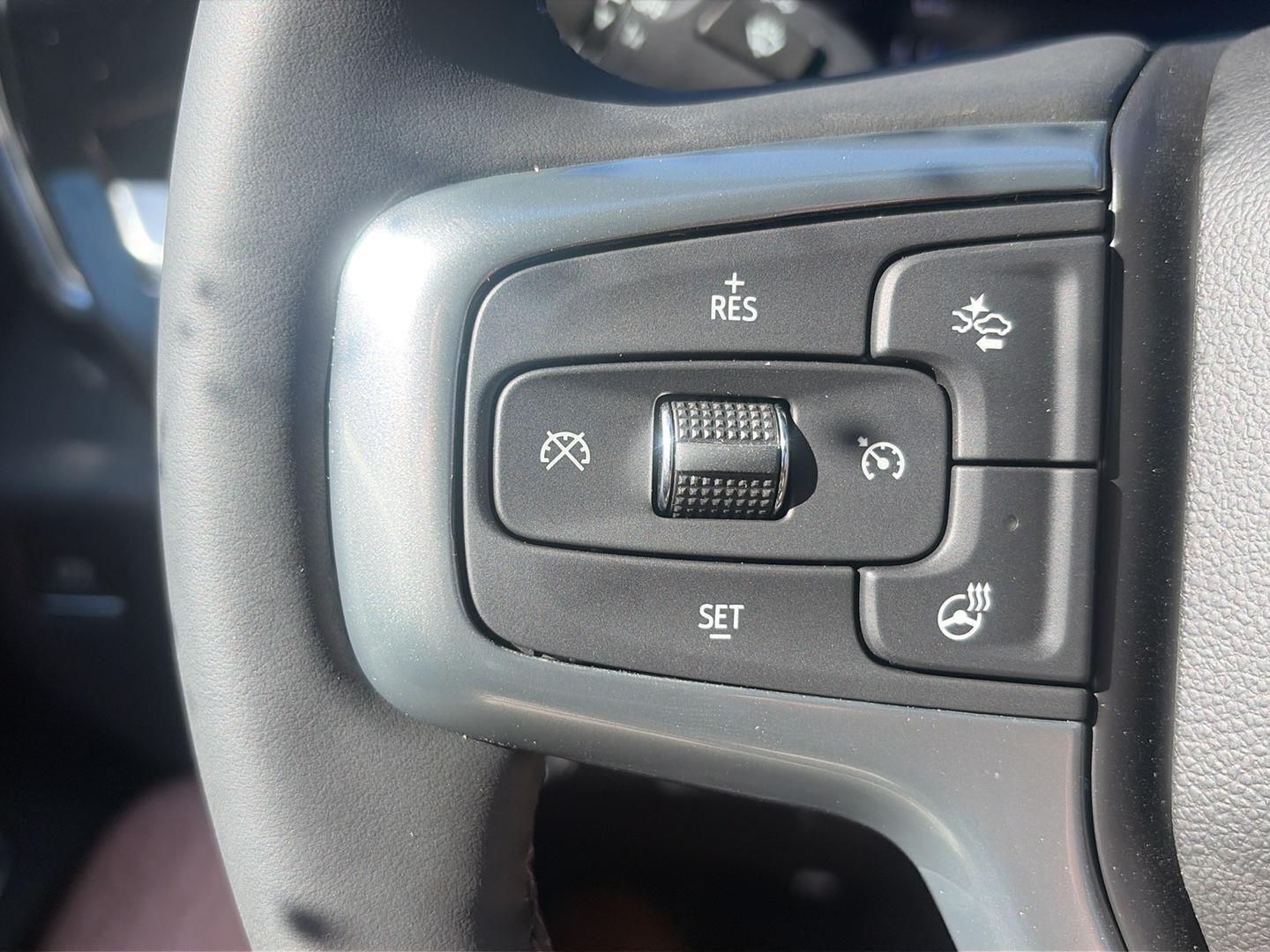 2026 Chevrolet Silverado 2500HD photo 14 of 31