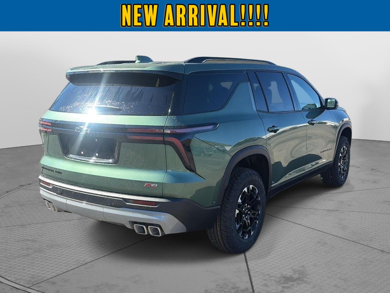 2027 Chevrolet Traverse photo 5 of 34