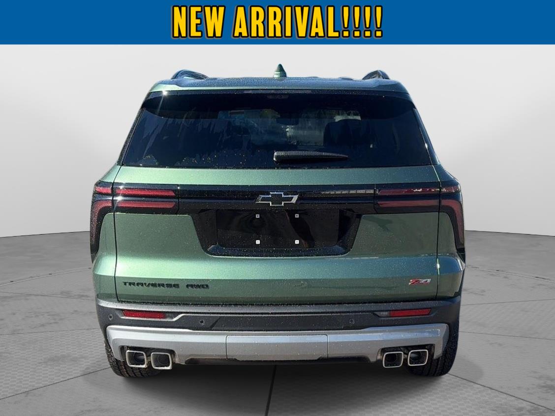 2027 Chevrolet Traverse photo 6 of 34