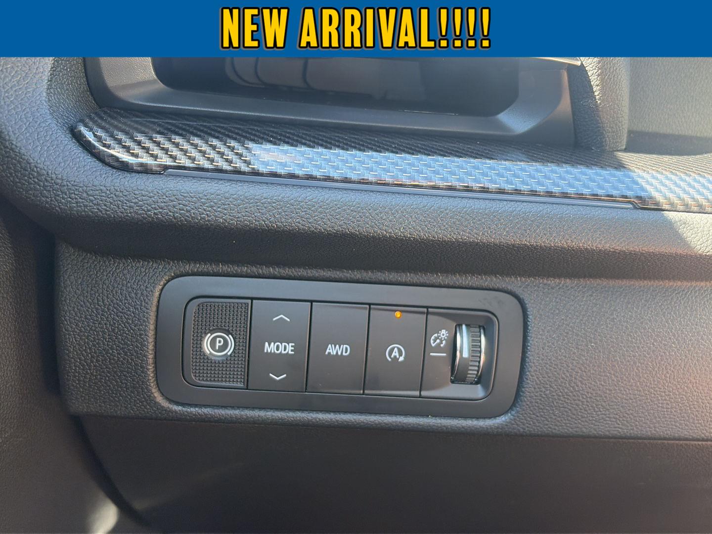 2027 Chevrolet Traverse photo 16 of 34