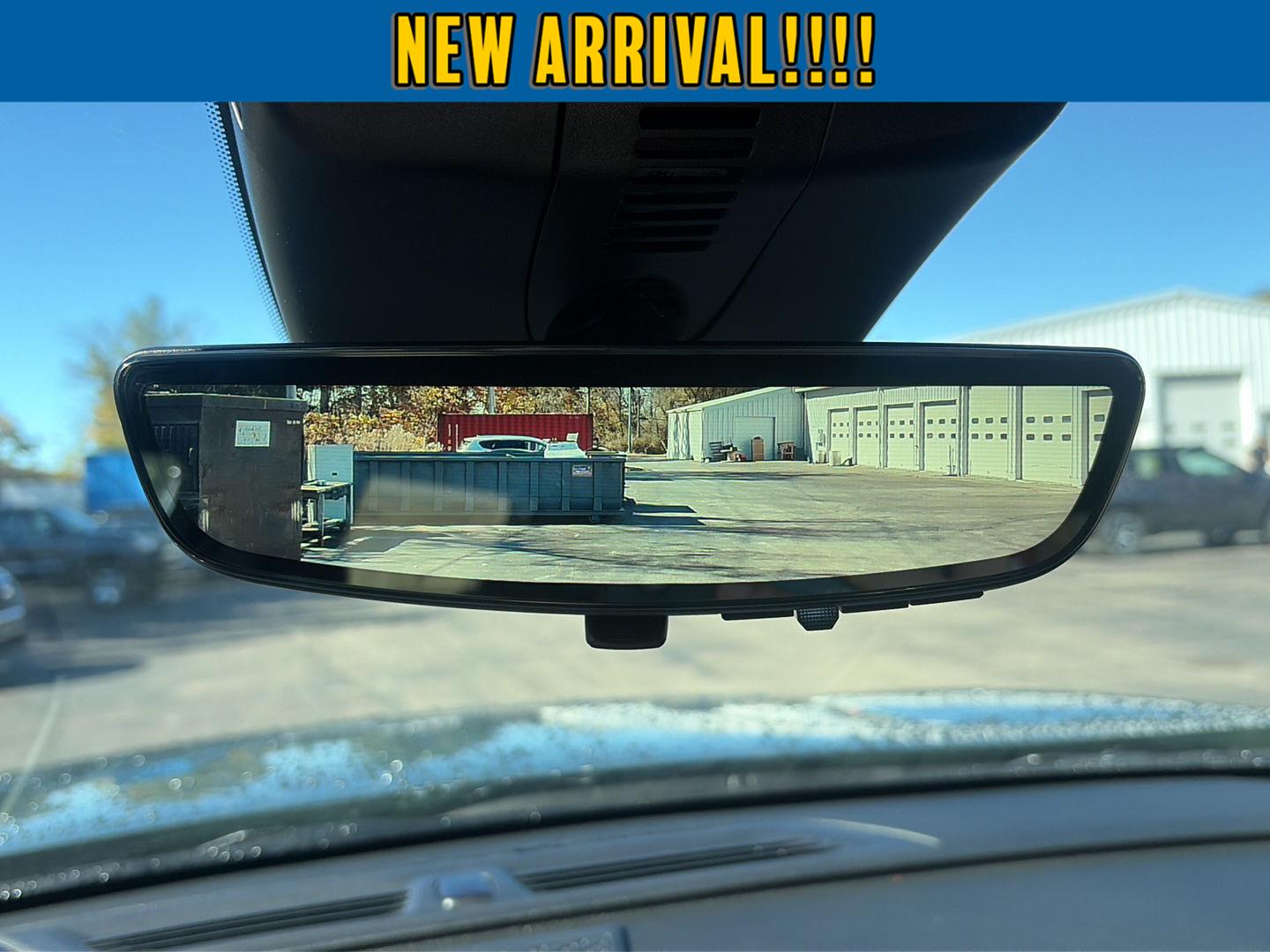 2027 Chevrolet Traverse photo 29 of 34