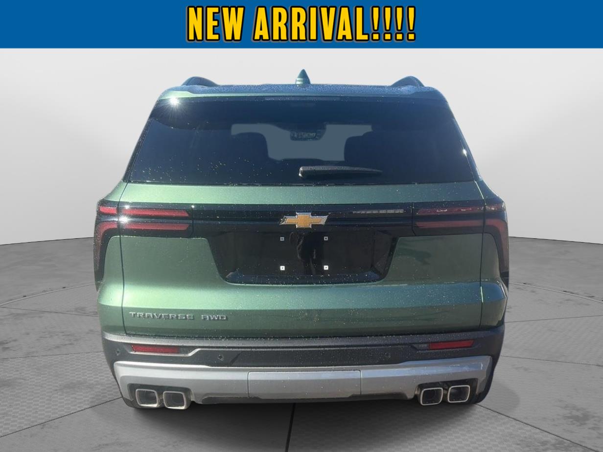 2027 Chevrolet Traverse photo 6 of 27