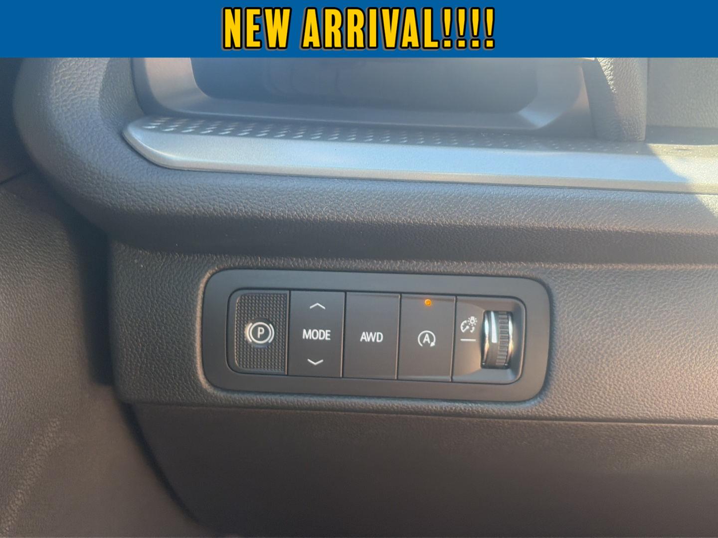 2027 Chevrolet Traverse photo 14 of 27