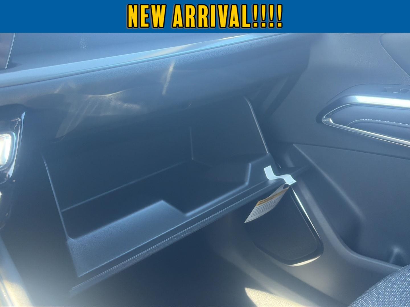 2027 Chevrolet Traverse photo 21 of 27