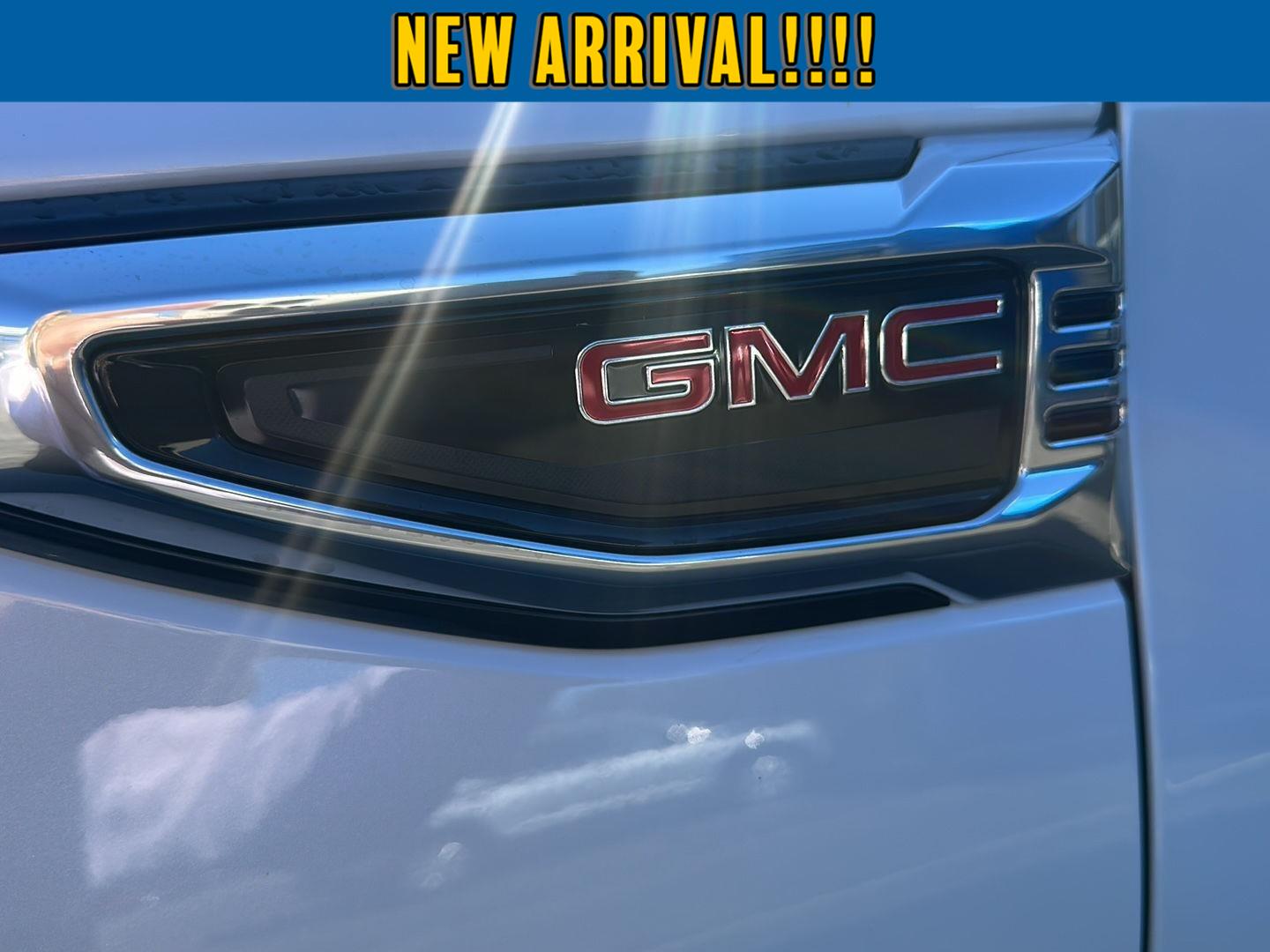 2026 GMC Yukon XL photo 8 of 10