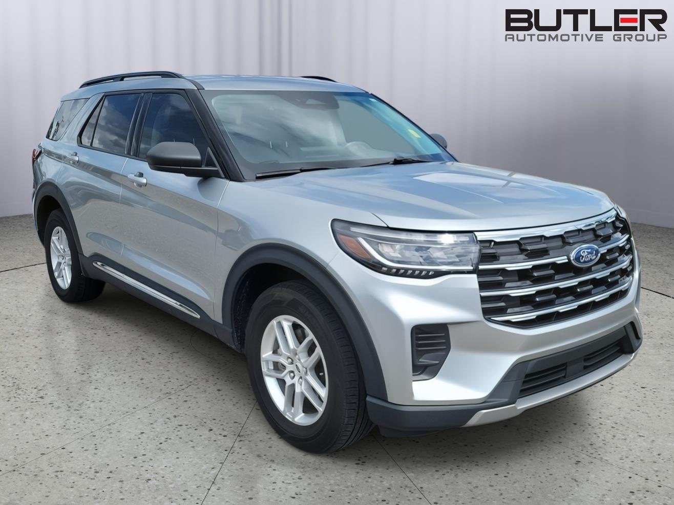 Used 2025 Ford Explorer SUV