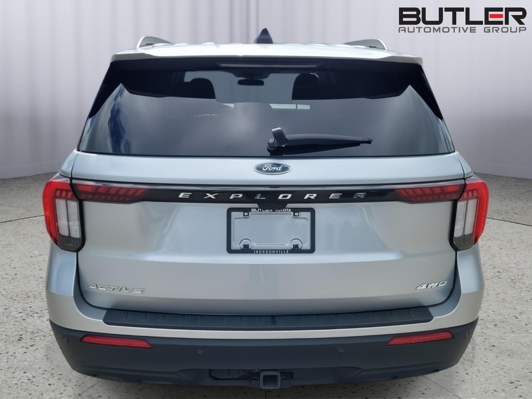 Used 2025 Ford Explorer SUV