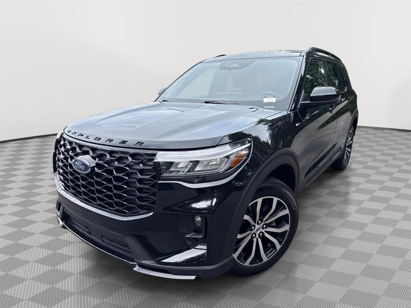 View vehicle photo 2