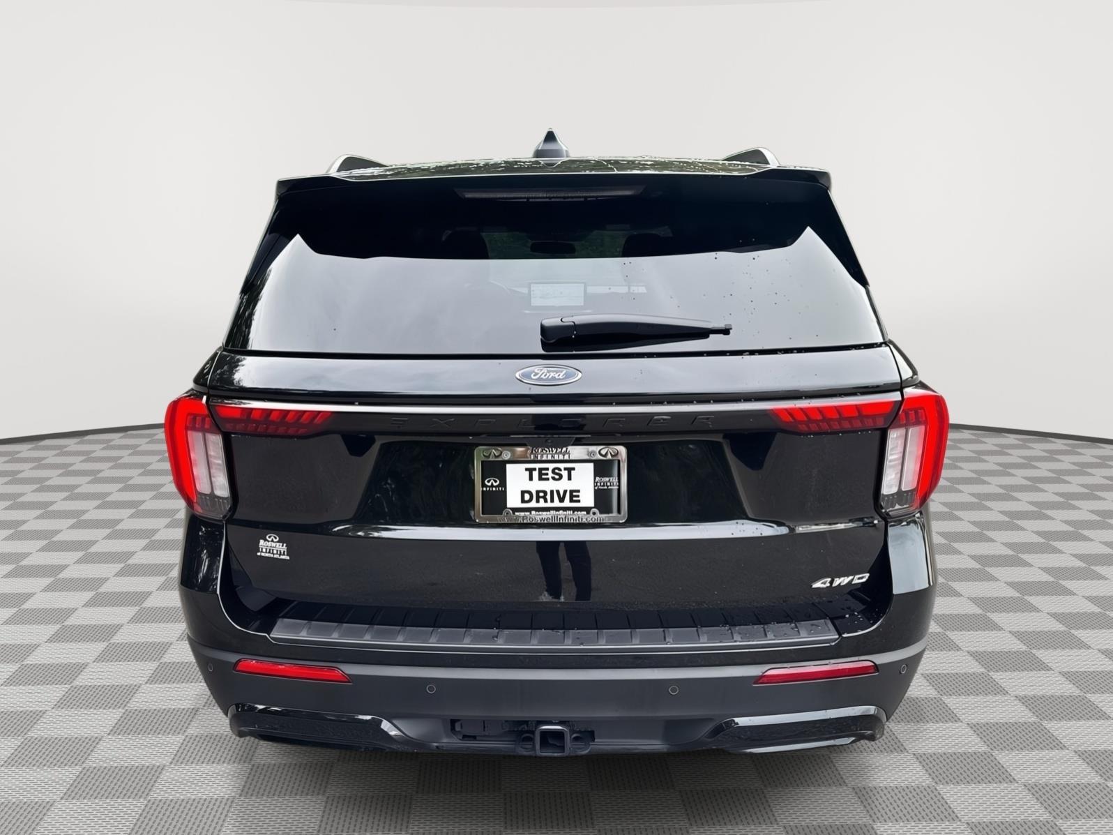 View vehicle photo 7