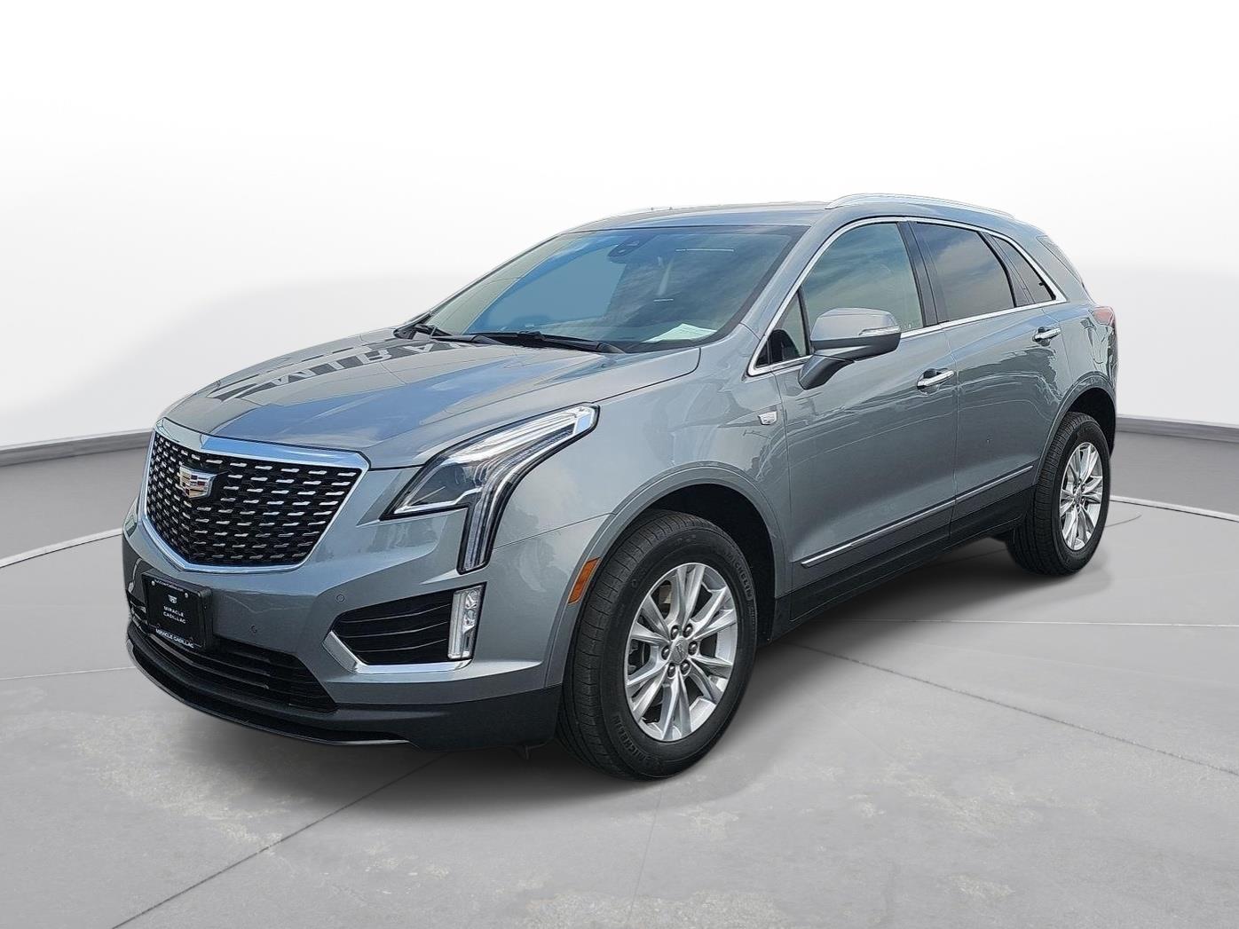 Argent Silver Metallic 2023 Cadillac XT5 Luxury AWD SUV / Crossover Four-Wheel Drive 9-Speed Automatic