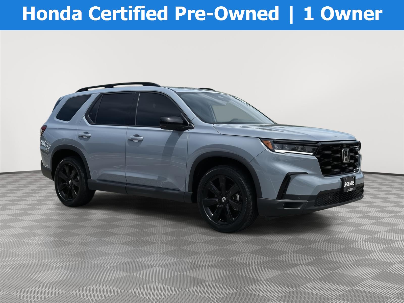 2025 Honda Pilot Black Edition AWD's photo