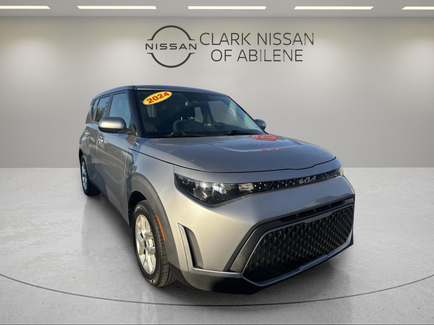 2024 Kia Soul LX FWD