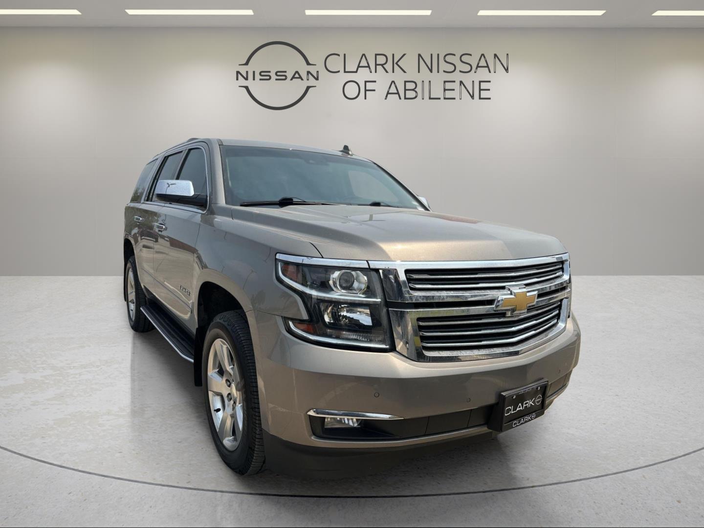 Pepperdust Metallic 2018 Chevrolet Tahoe SUV / Crossover 4X2 6-Speed Automatic