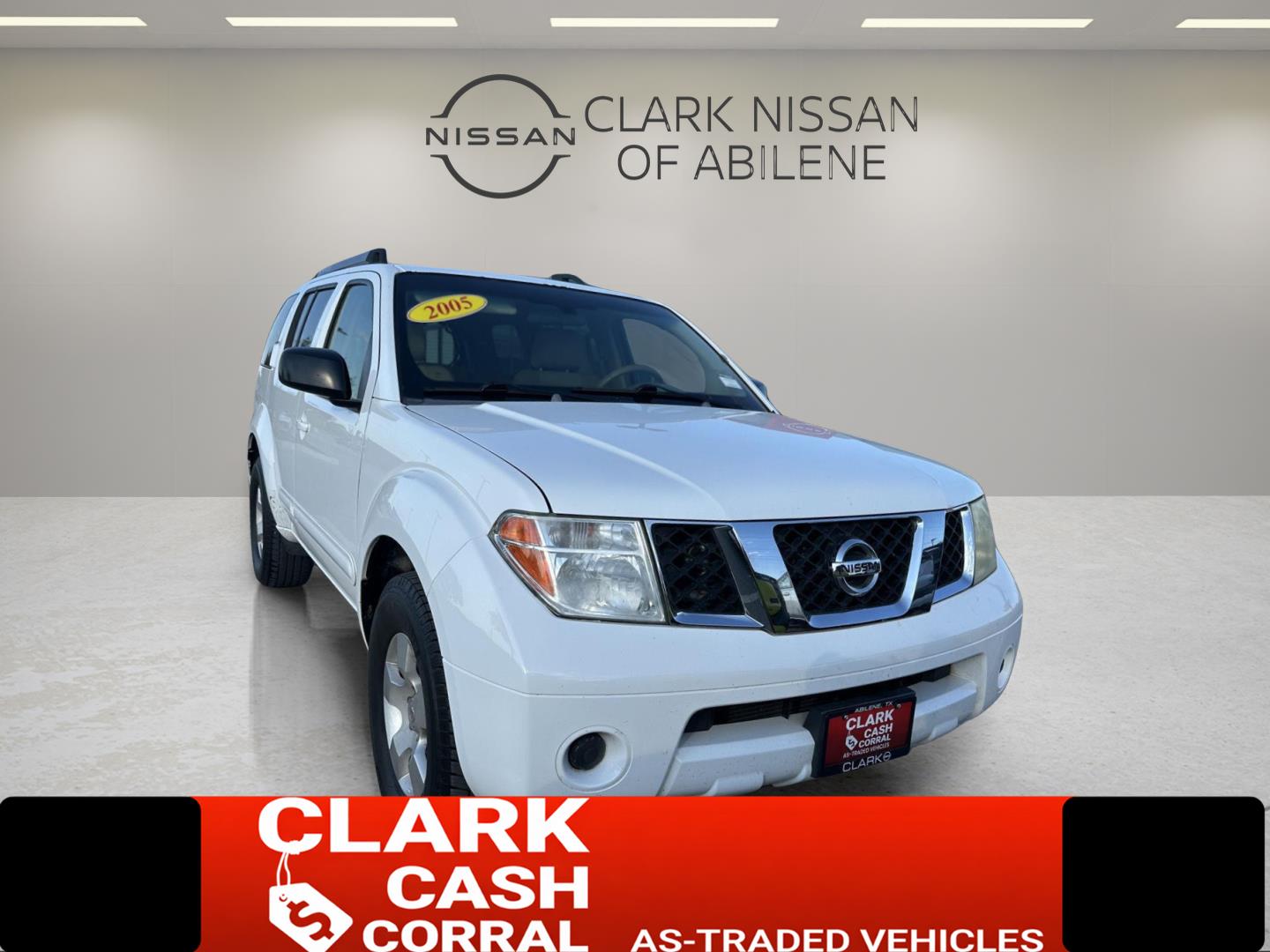Avalanche 2005 Nissan Pathfinder SUV / Crossover Rear-Wheel Drive Automatic