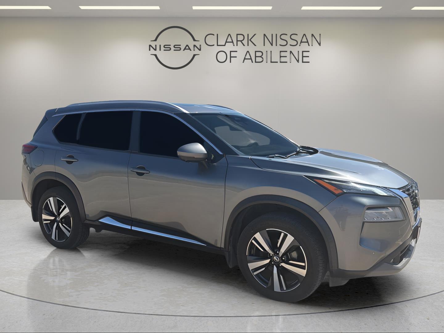 Gray (Gun Metallic) 2021 Nissan Rogue SUV / Crossover Front-Wheel Drive Continuously Variable Transmission