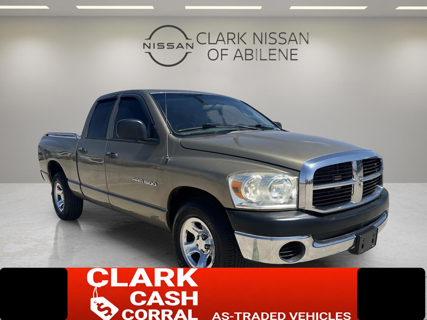 Brown (Light Khaki Metallic Clearcoat) 2007 Dodge RAM 1500 Pickup Truck Rear-Wheel Drive 4-Speed Automatic
