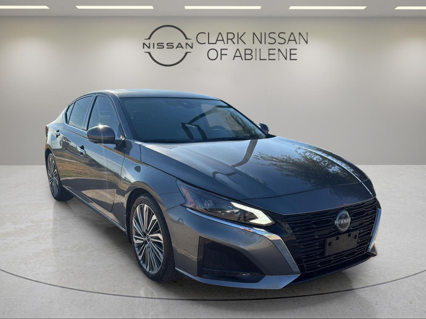  2024 Nissan Altima 2.5 SL FWD   