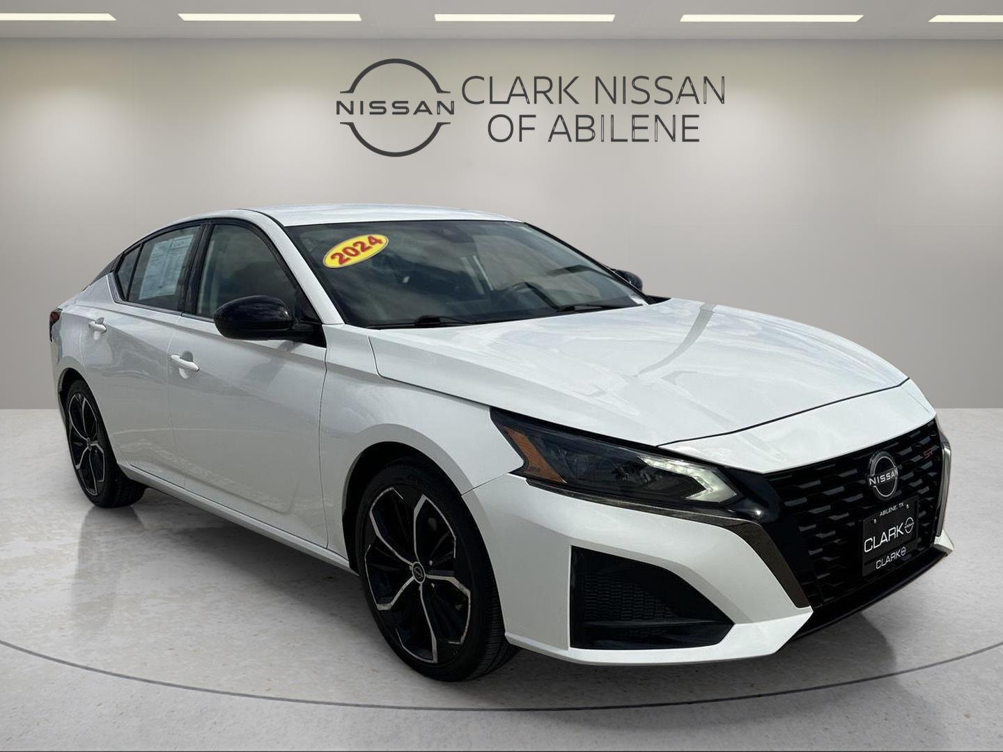  2024 Nissan Altima 2.5 SR FWD   
