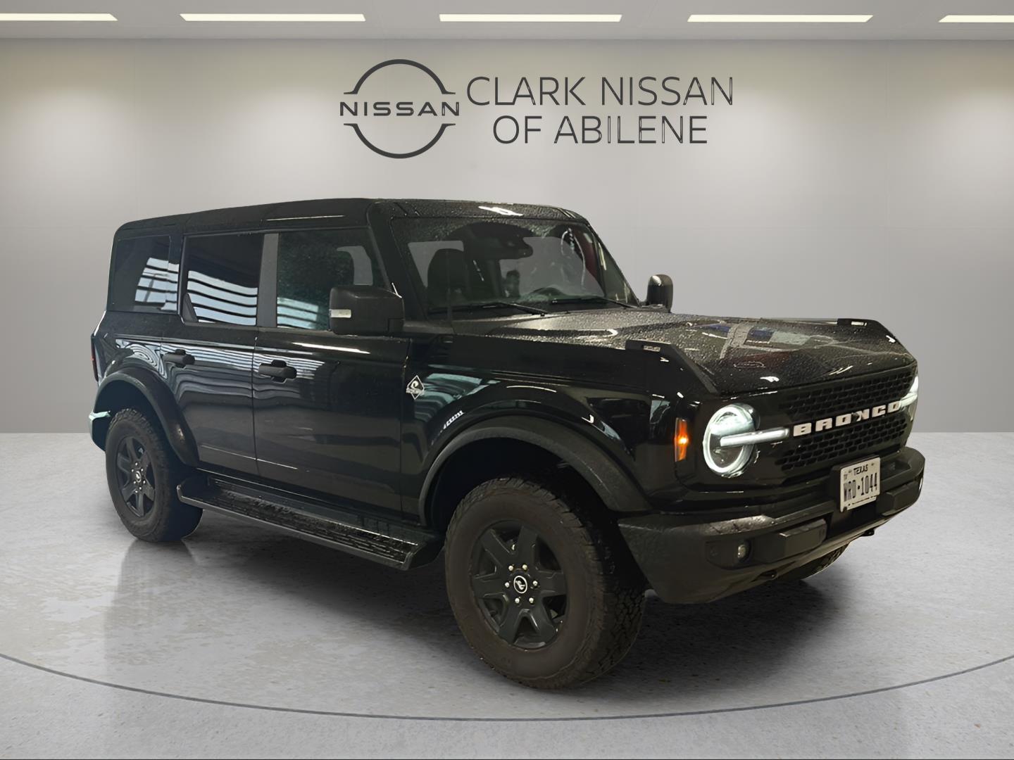 Shadow Black 2025 Ford Bronco SUV / Crossover Four-Wheel Drive Automatic
